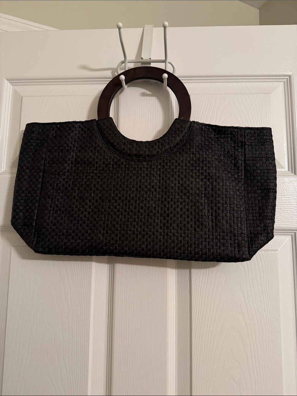 Woven Circle-Handle Tote Bag in Black